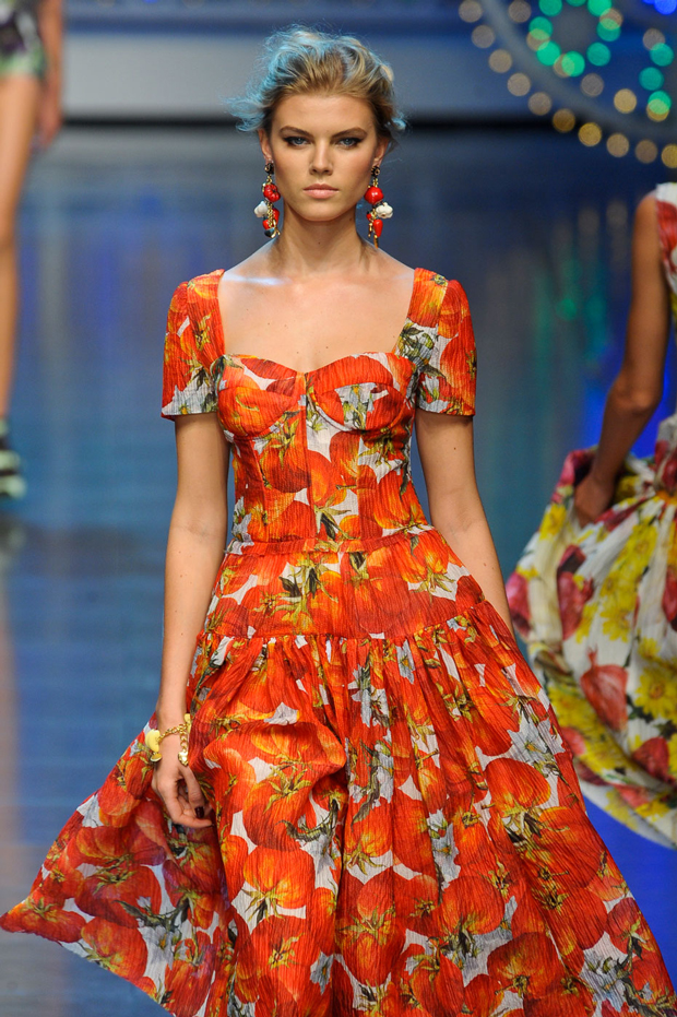 01-Dolce_and_Gabbana_Spring_Summer_2012_012_4_TRATADO